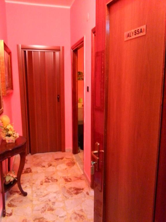 Bed and Breakfast Il Girasole Кротоне Экстерьер фото